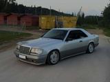 Mercedes-Benz W124 Coupé 230CE AMG Bodykit - Mercedes-Benz 230: Ce W124