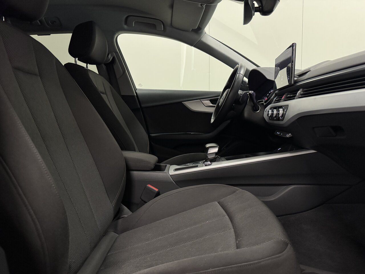 Audi A4 2.0 Benzine Autom. - Apple CarPlay - Topstaat imagem 2