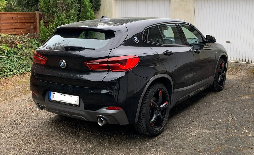 Image of BMW X2