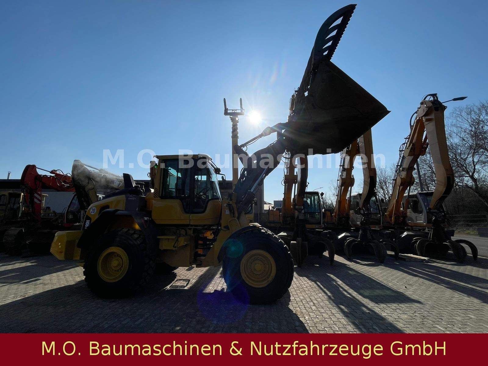 Fahrzeugabbildung Volvo L 90 H / ZSA / AC / BSS / Hochkippgreifschaufel