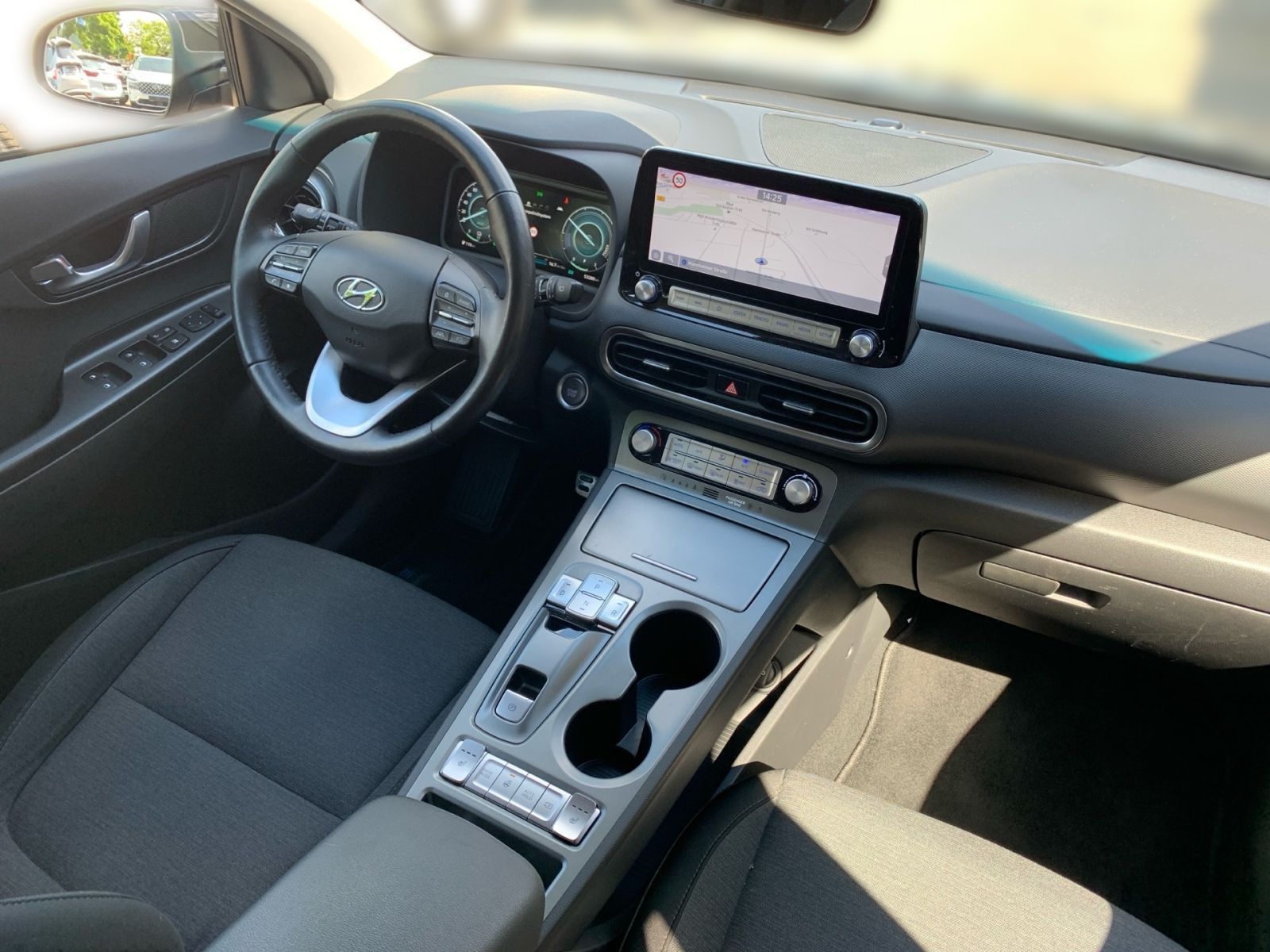 Fahrzeugabbildung Hyundai KONA Edition 30+ 11 kW Navi 1Hd