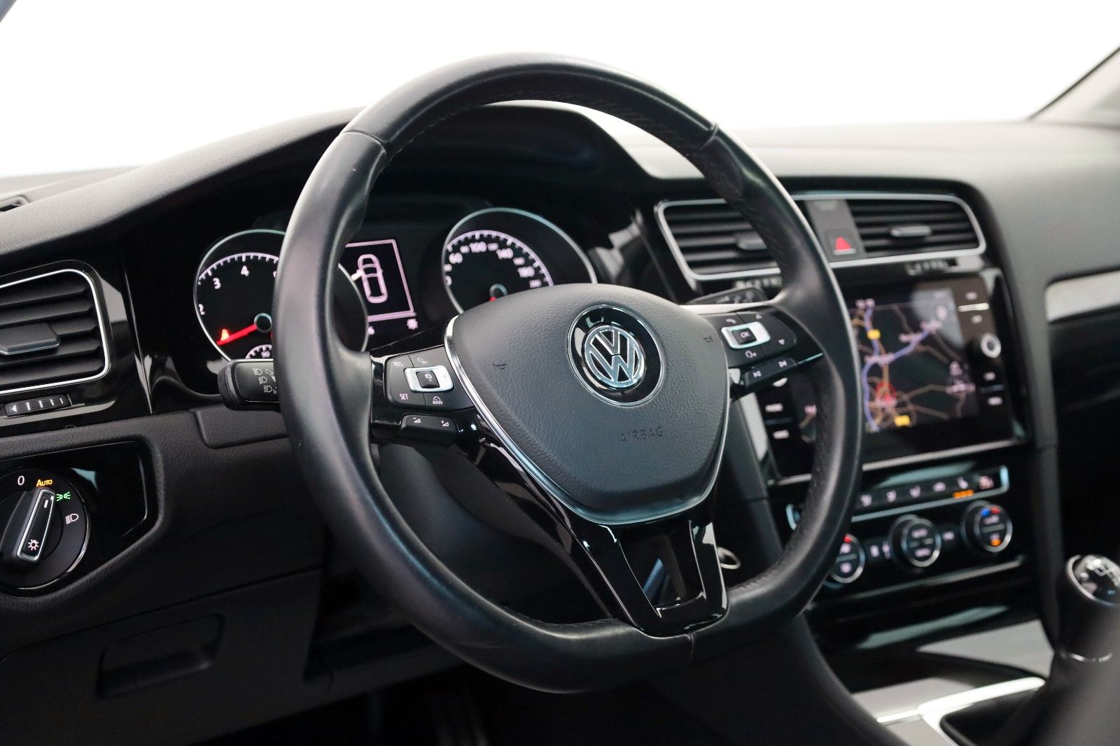 Fahrzeugabbildung Volkswagen Golf VII Lim. Join Navi,SH,ACC,PDC,Allwetter