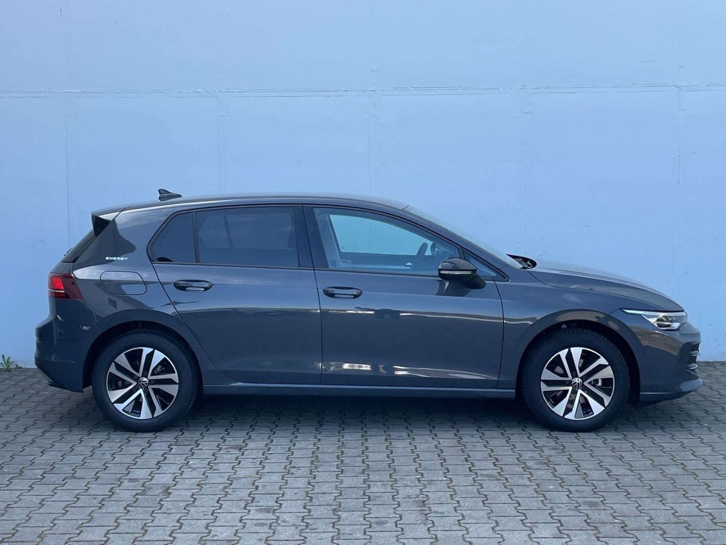 Golf VIII 1.5 eTSI DSG Energy AHK/Kamera/ACC/Nav