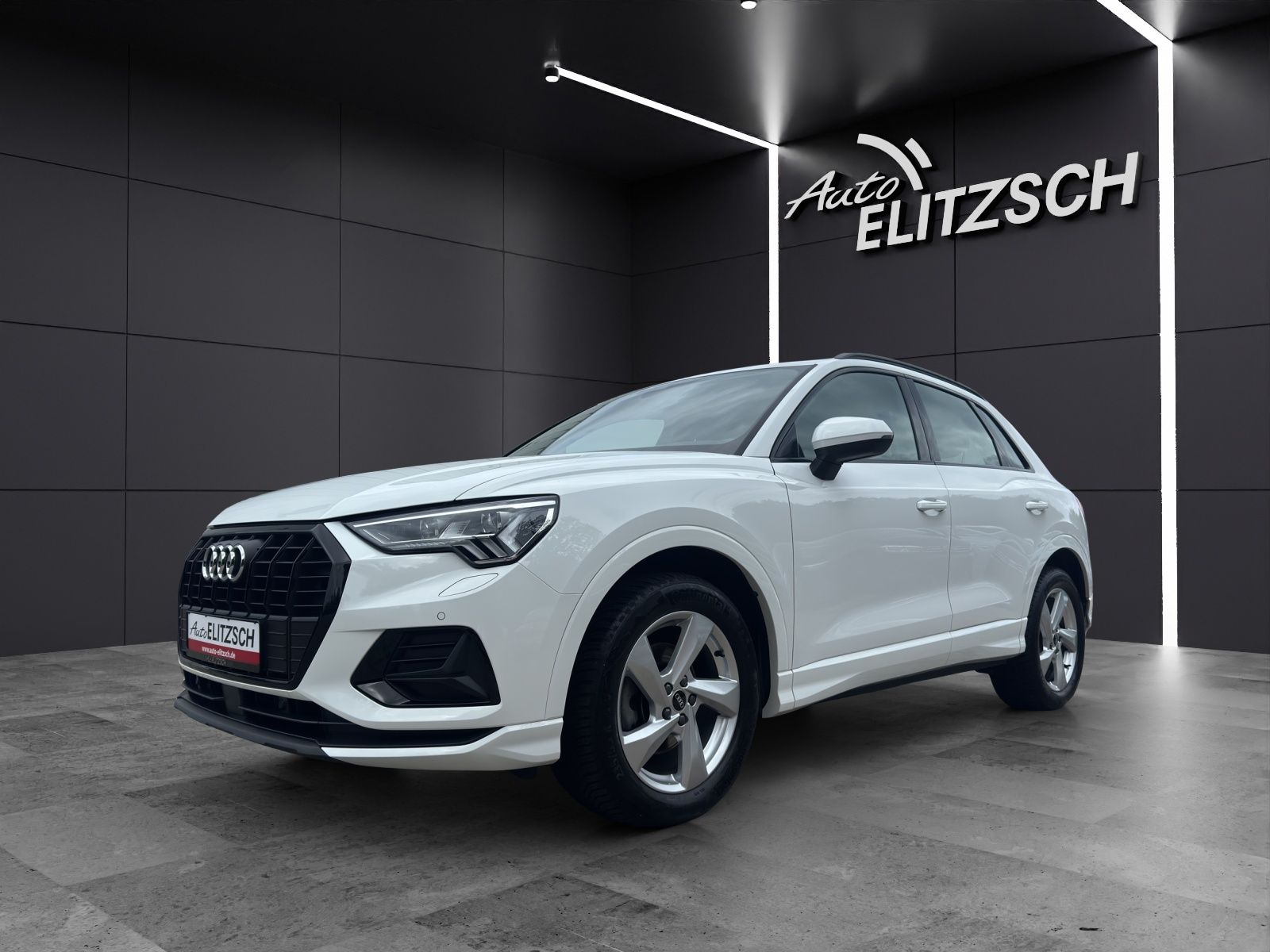 Fahrzeugabbildung Audi Q3 35 TDI advanced S tronic    Matrix LED  Navi