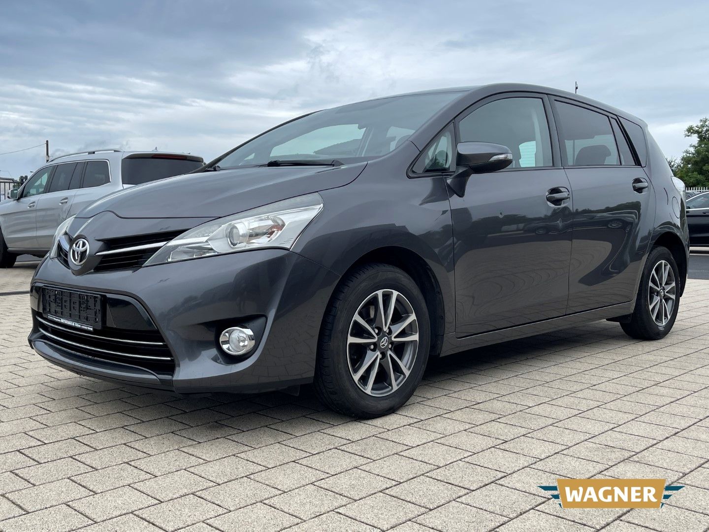 Fahrzeugabbildung Toyota Verso Life 1.6 Sitzheizung Tempomat