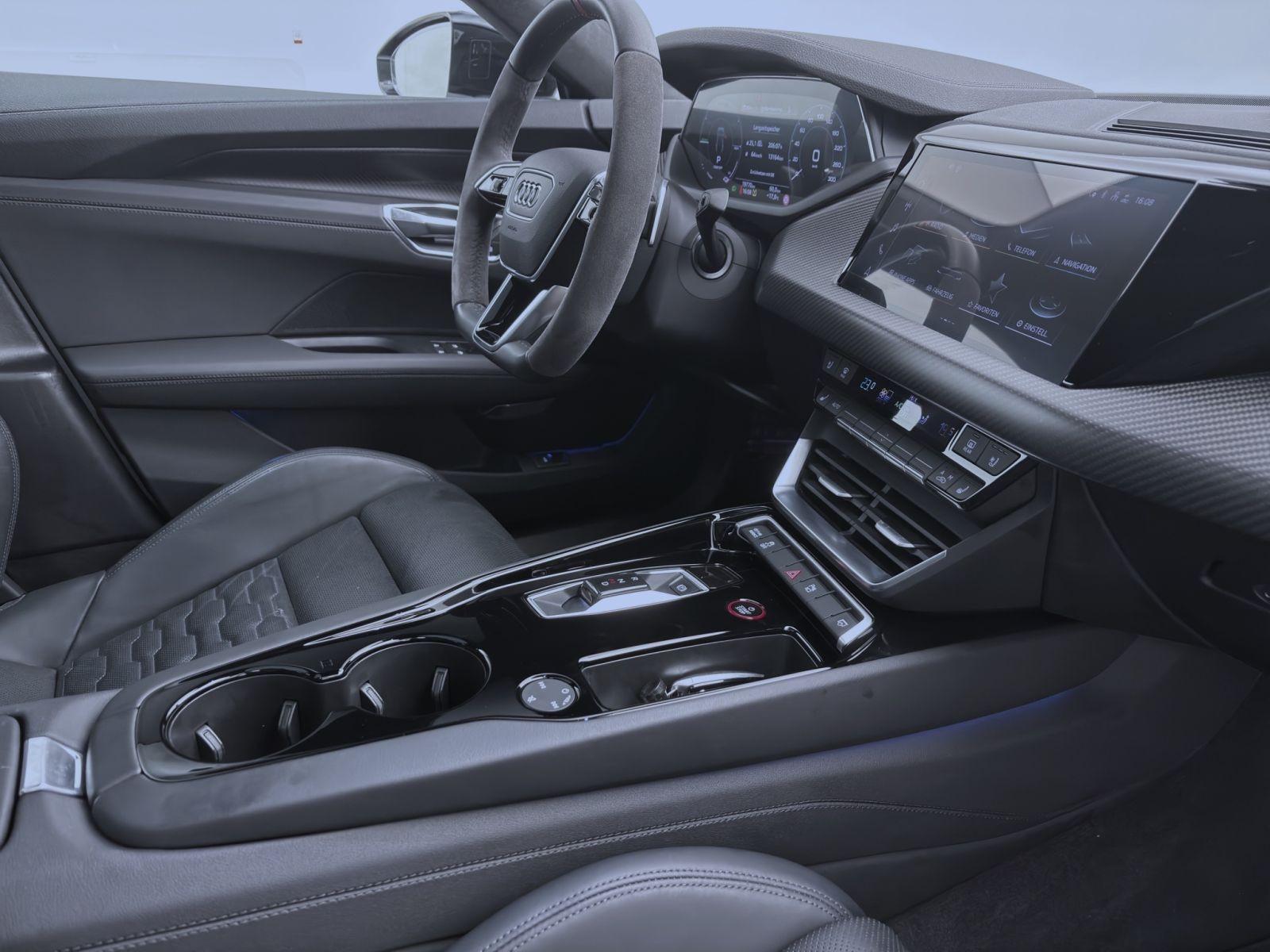 Audi e-tron GT Q PANO MATRIX NAVI B&O HuD SITZHZG