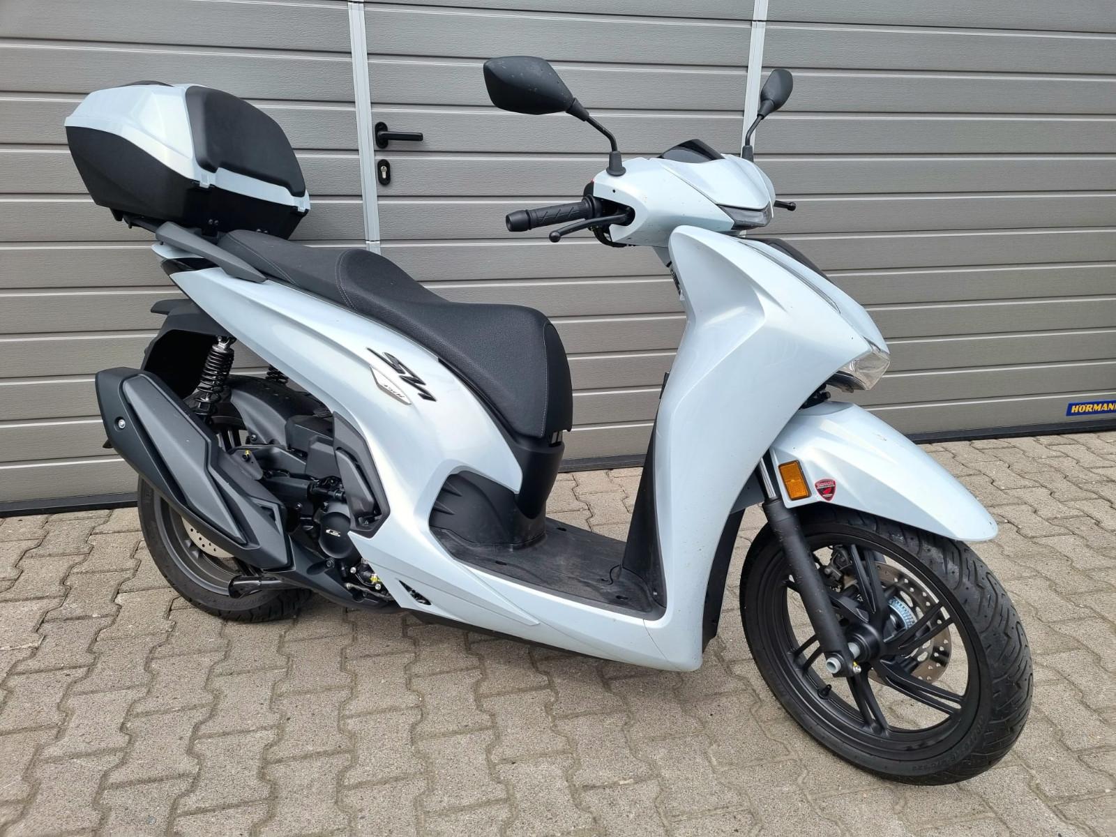Honda SH 350 i*unfallfrei*bis 06/31 Garantie möglich*