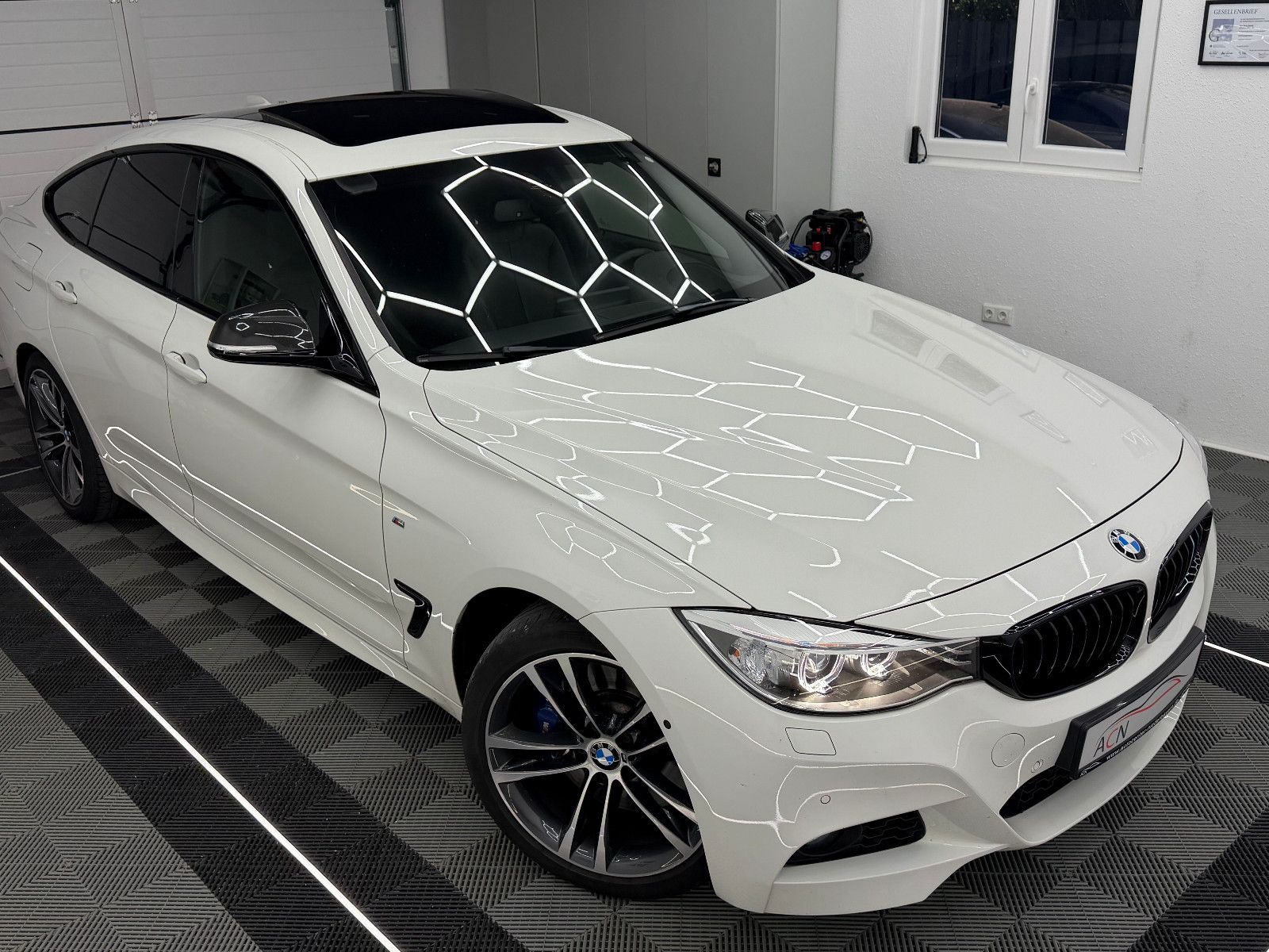 Fahrzeugabbildung BMW 335 d GT xDrive M SPORT/360*/MEMORY/PANO/HuD/ACC