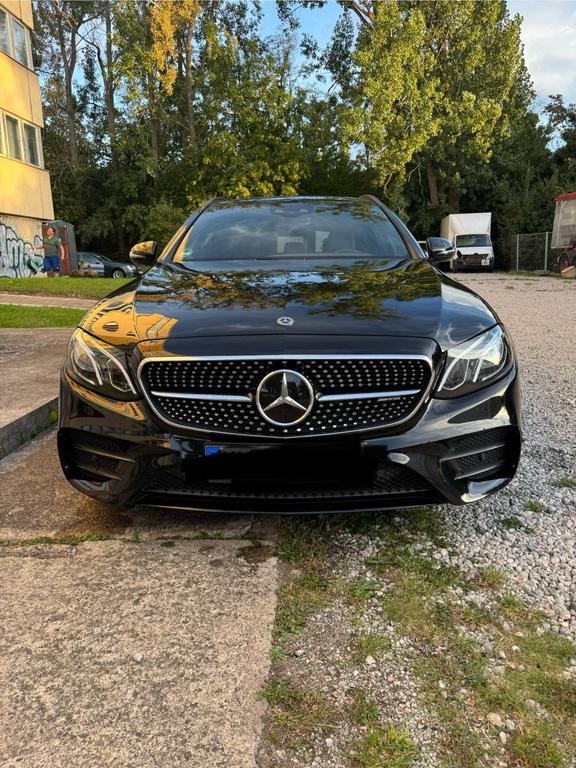 Mercedes-Benz E 43 AMG