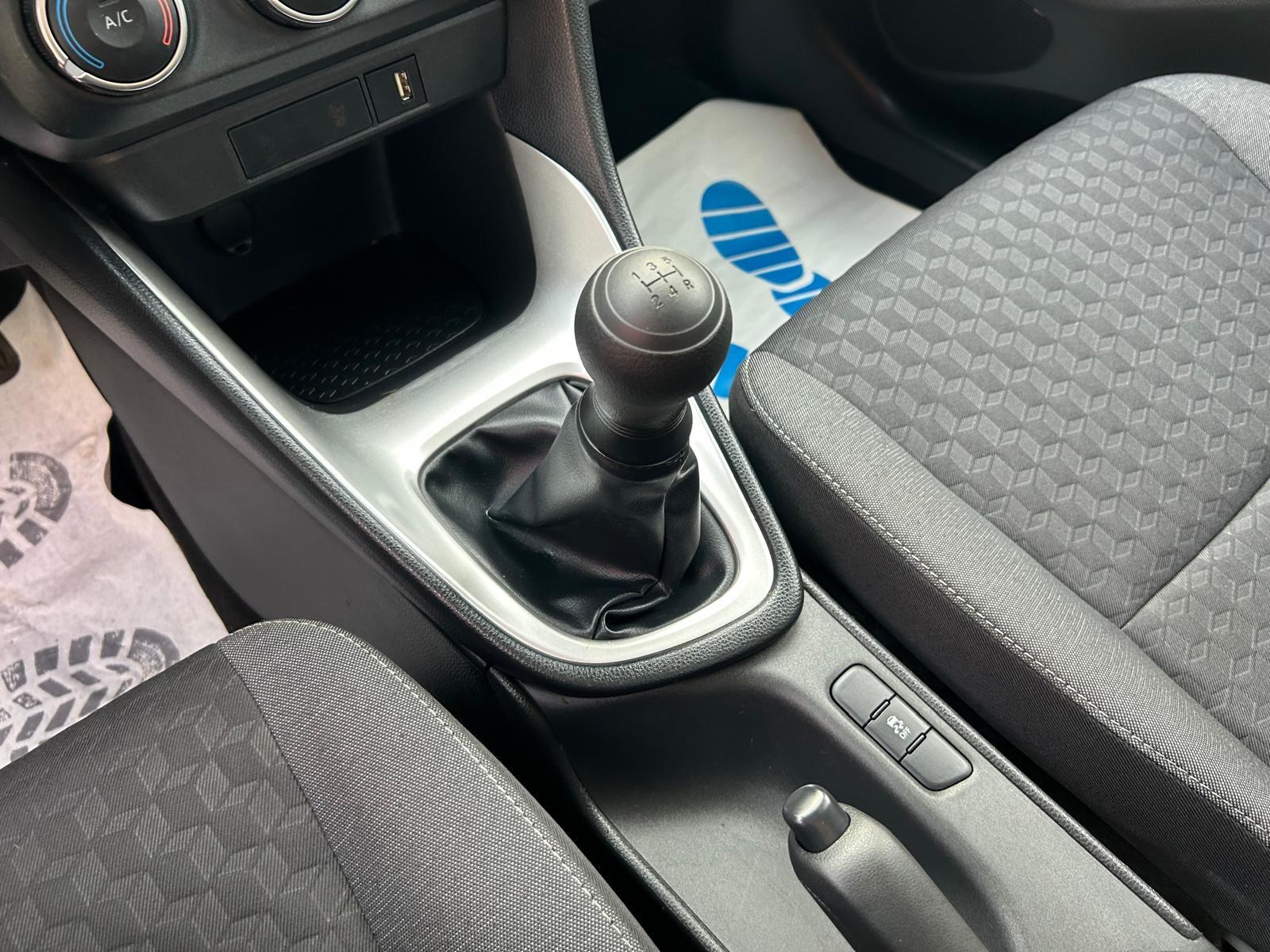 Toyota Yaris Comfort/KLIMA/KAM/APPLE CP/ACC/TÜV NEU/
