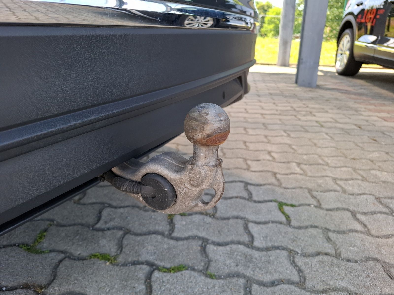 Fahrzeugabbildung Volkswagen Tiguan TDI Move DSG STH Matrix AHK Navi AID ACC