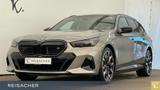 BMW i5 M60 xDrive Touring Laden AC Ladekabel DAB   - mit Elektro-Antrieb: Grau, Kombi
