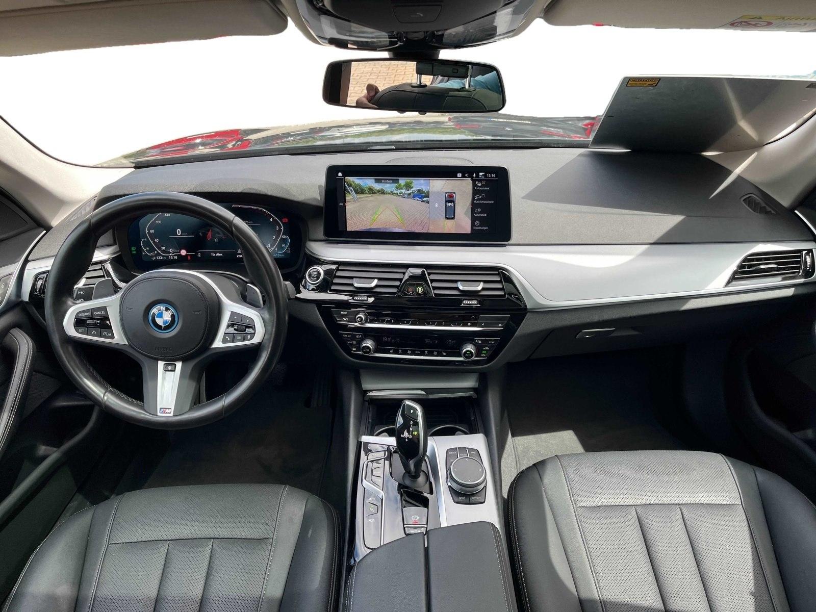 BMW 530e iPerformance AHK 360° PANO RFK HIFI LED SHZ