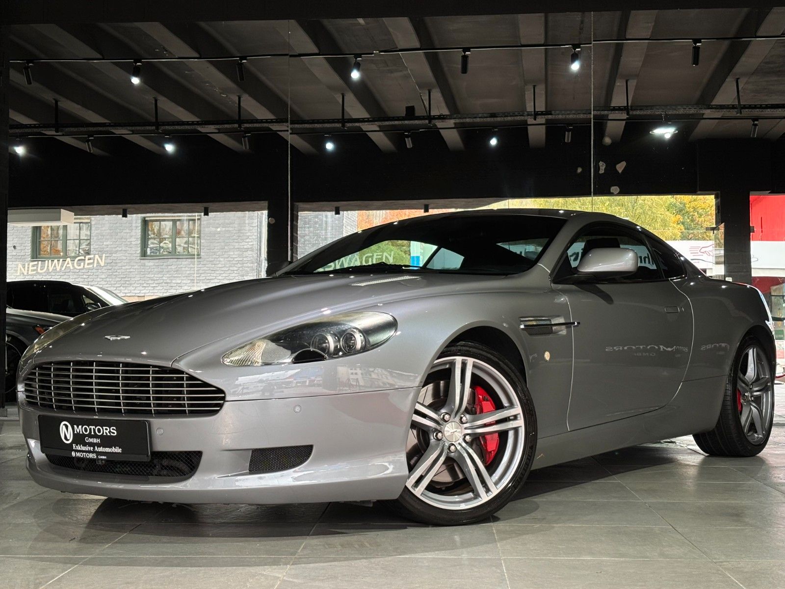 Fahrzeugabbildung Aston Martin DB9 LM 1of124 Sonderedition