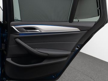 Fahrzeugabbildung BMW 530d Luxury Line Kamera DAB HiFi Stop&Go Alarm