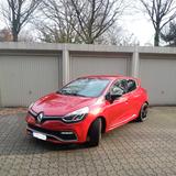 Renault Clio RS TCe 200 EDC RS - Renault Clio: Rs200