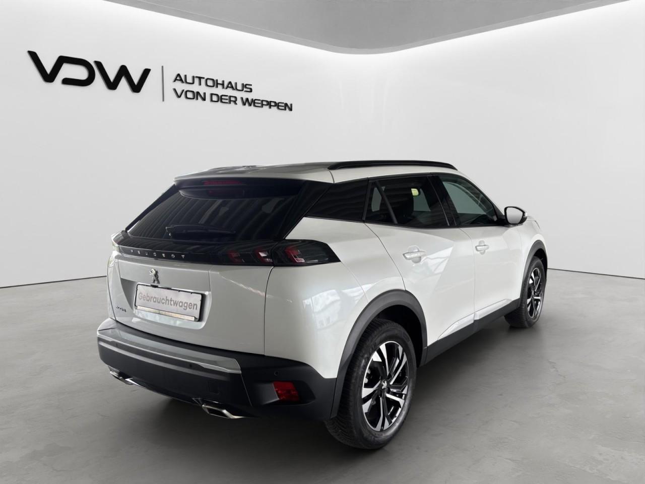 Peugeot 2008 Allure Ganzjahresreifen Sitzheizung Klima