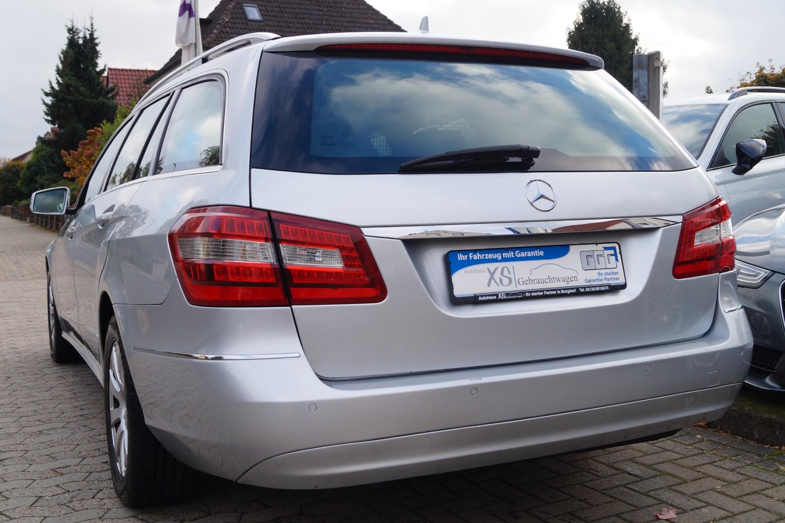 Mercedes-Benz E220 2011 — photo 6