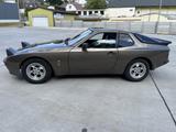 Porsche 944 - Porsche aus 1983
