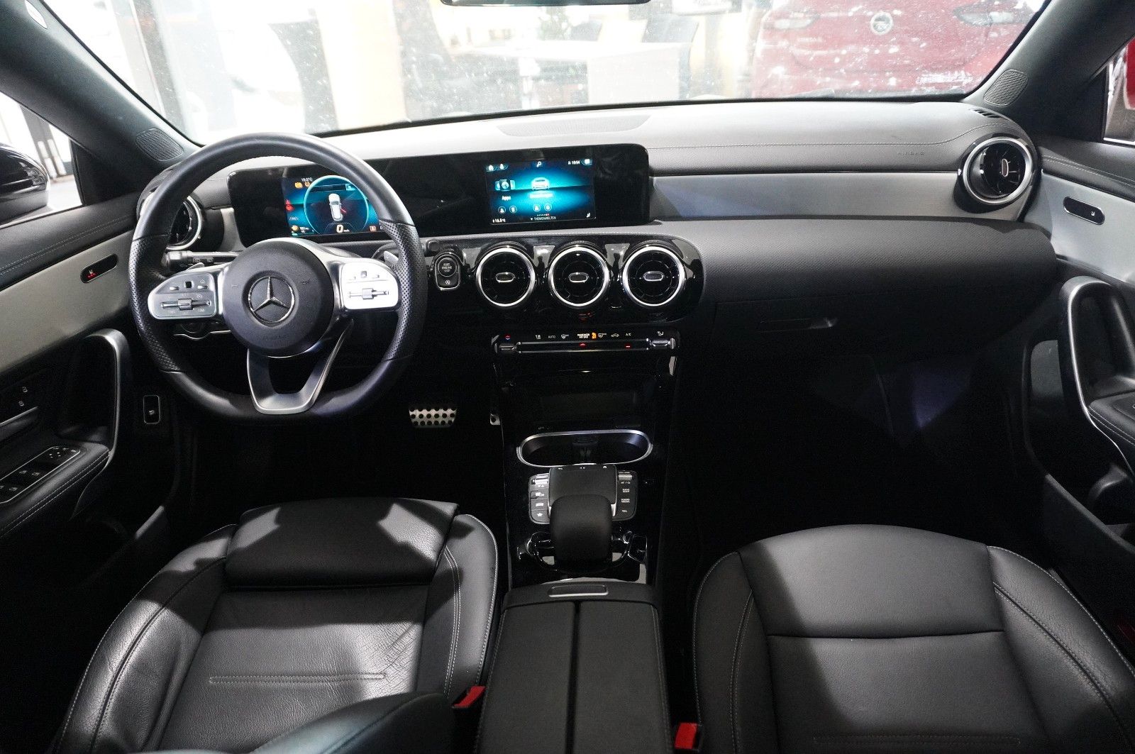 Fahrzeugabbildung Mercedes-Benz CLA SB 200 AMG LINE 7G-DCT NAVI/LED/KAMERA/DAB+