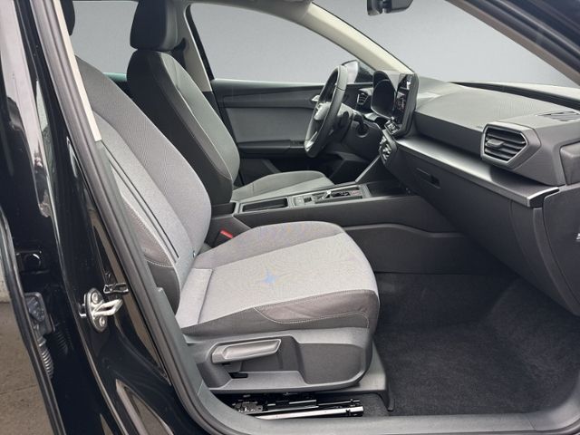 Leon ST 1.5 eTSI DSG STYLE LED+AHK+KAMERA+ACC+LM