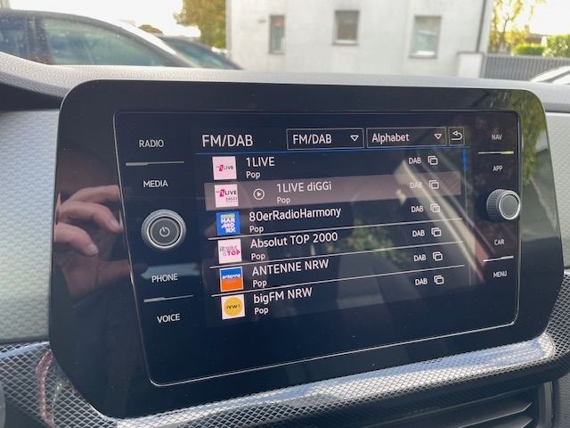 T-Cross 1.0 TSI Life IQ Drive Navi LED ACC Apple