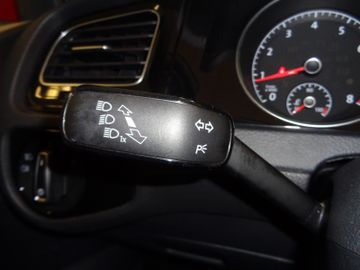 Fahrzeugabbildung Volkswagen Golf 1.4 TSI / NAVI / KLIMA / GARANTIE