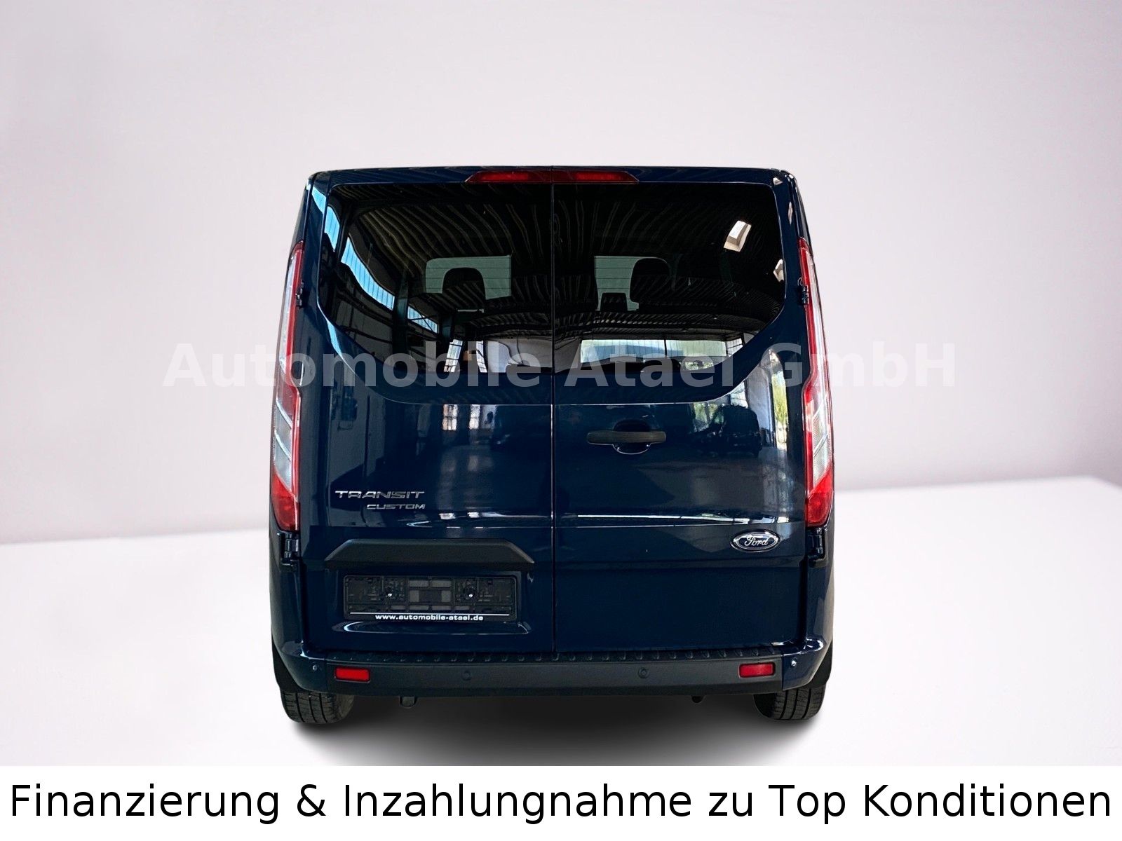 Fahrzeugabbildung Ford Transit Custom 340 L2H1 *9-Sitzer* NAVI (6558)