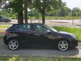 Alfa Romeo Giulietta Turismo Leder Rot / Navi / Klima - Alfa Romeo in Köln