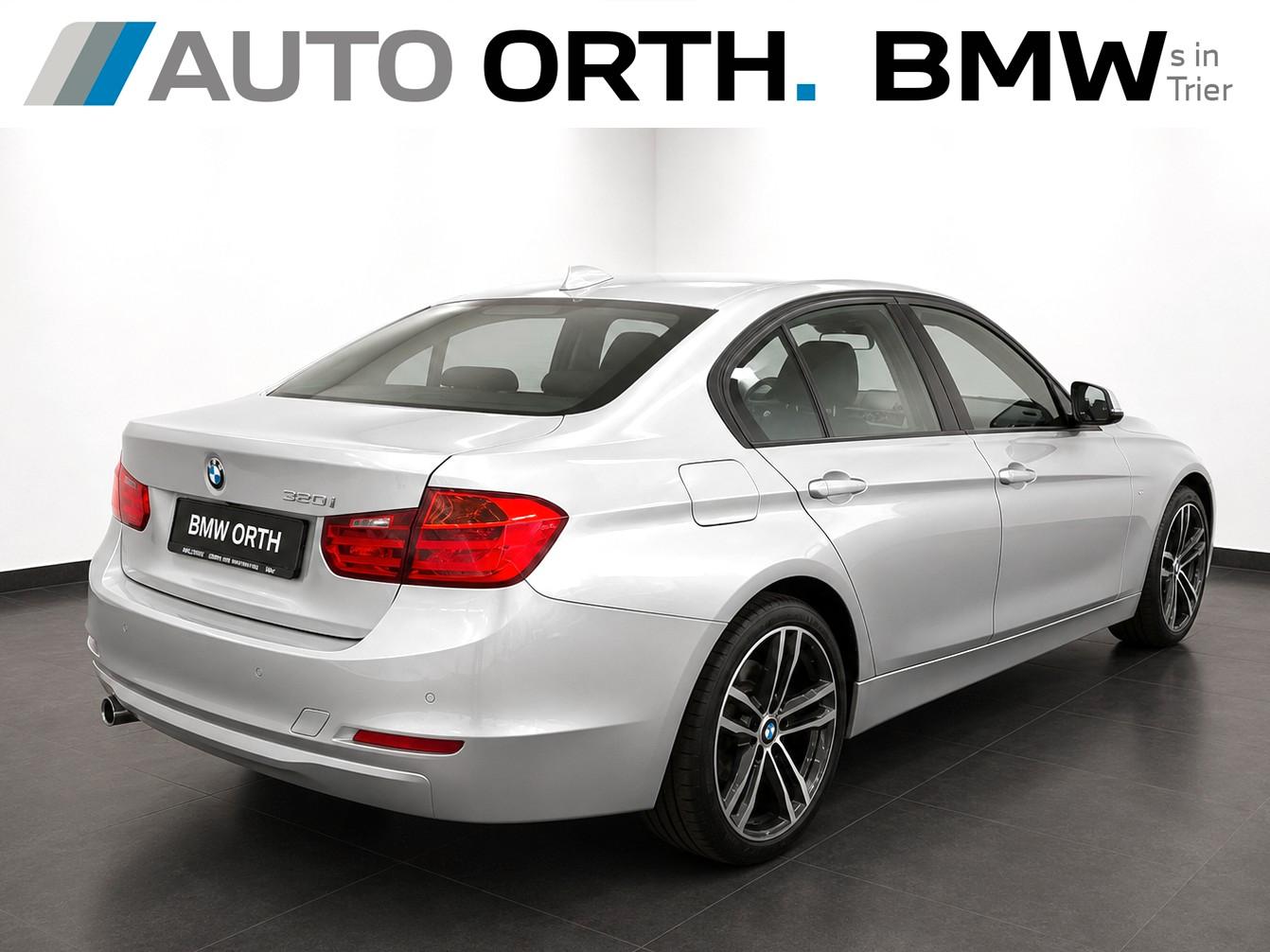 BMW 320i Limousine NAVI AD.XEN SIHZ PDC M-RÄDER 19"