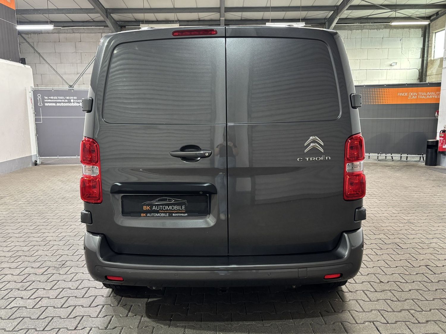 Fahrzeugabbildung Citroën Jumpy 2.0 BlueHDI Club#Kamera#Klima#Tempomat#AHK