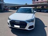 Audi Q3 35 TDi 150cv 110kw Stronic Business - Audi Q3 mit Halbautomatikschaltung
