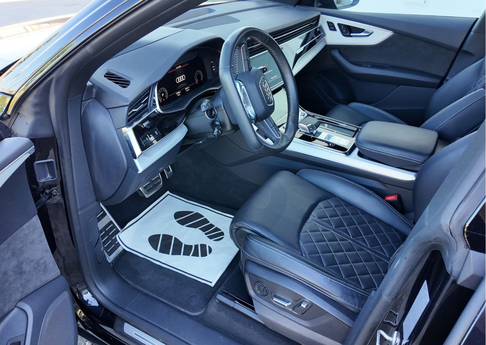 Audi Q8 55 TFSI quattro / Audi-Garantie foto 16