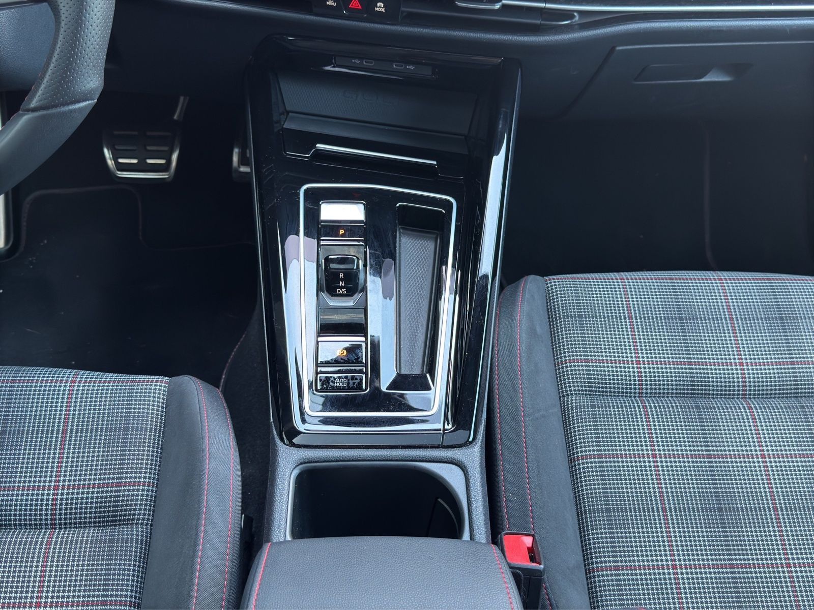 Volkswagen Golf GTI 2.0 TSI 19Z*PANO*HARMAN-KARDON*RFK foto 7