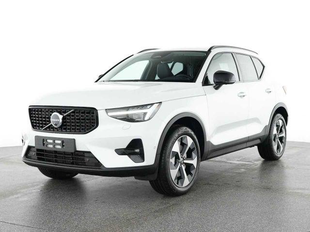 Volvo XC40 B3 B DKG Plus Dark Panorama Navi Leder Digi