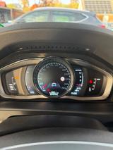 Volvo V60 D4 Geartronic Momentum Momentum - Volvo V60 in Lübeck