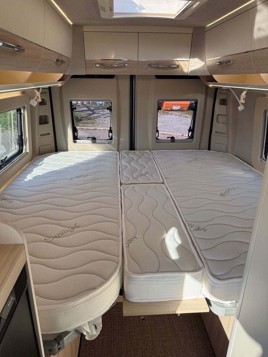 Fahrzeugabbildung Eura Mobil Van V 635 EB 180 PS, Automatik, Panoramadach