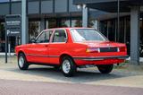 BMW 320 3-SERIE ( E21 ) - BMW 320 E21 mit Benzin-Antrieb