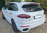 Porsche Cayenne S Diesel Platinum Edition - Porsche Cayenne in Krefeld