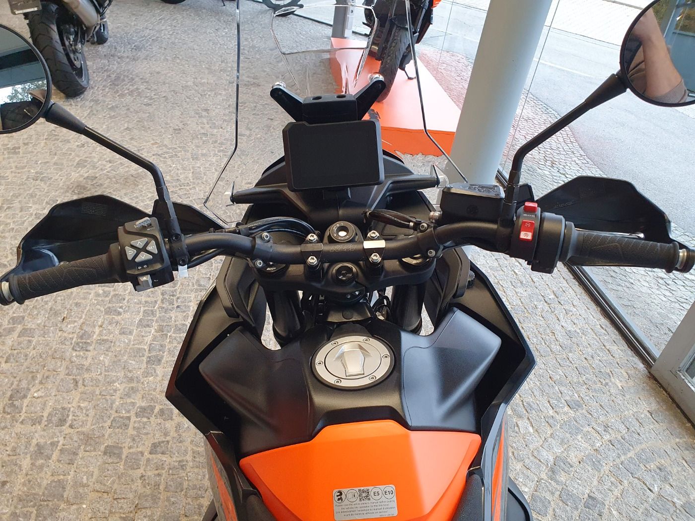 Fahrzeugabbildung KTM 890 Adventure 2024