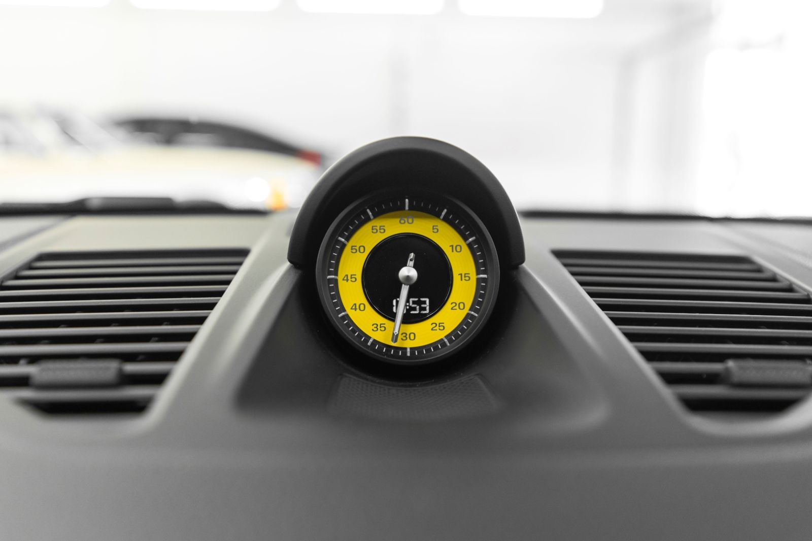Fahrzeugabbildung Porsche 911 Carrera T SPORT-CHRONO KAM SAGA PDC BOSE