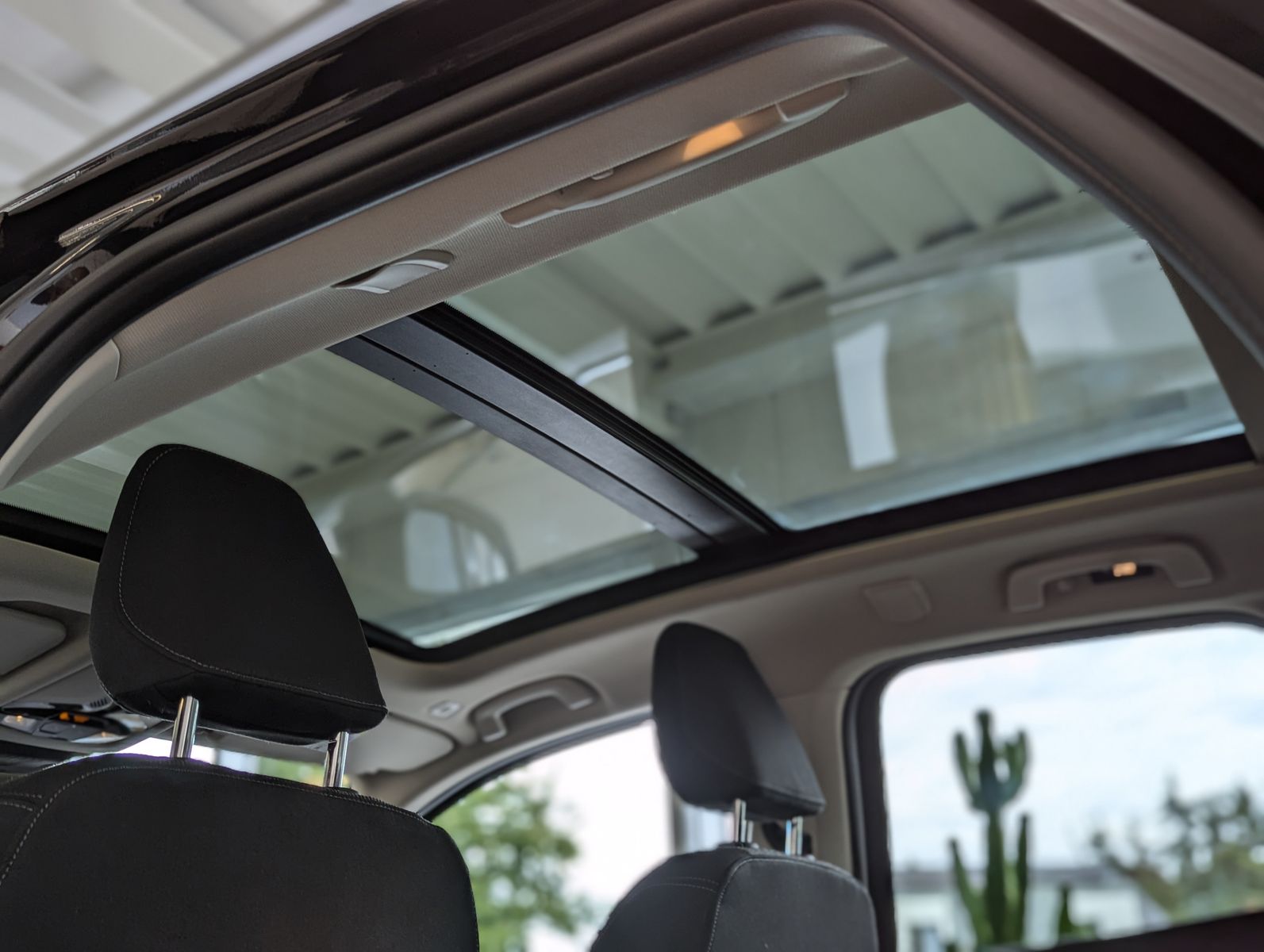 BMW 220 Active Tourer Aut AHK Pano Cam Premium-Paket - Image 14