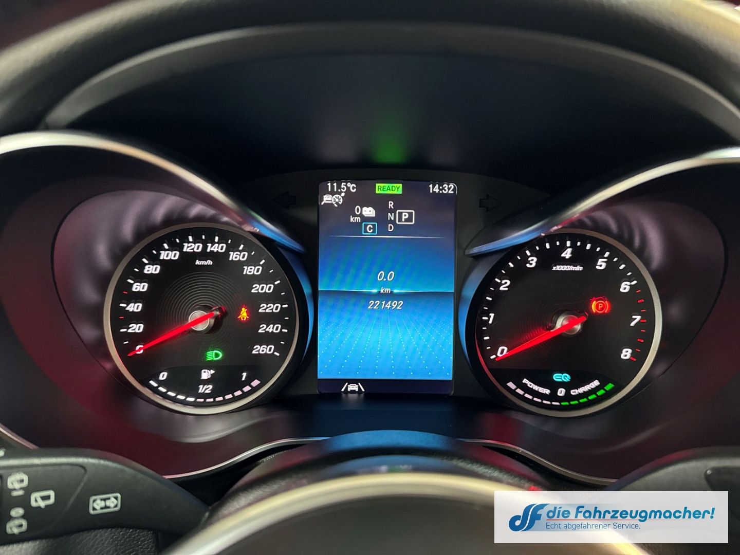 Fahrzeugabbildung Mercedes-Benz GLC 300 e 4Matic AHK-klappbar Leder *EXPORT