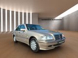 Mercedes-Benz C 180 Elegance Automatik Klima Tempomat 1. Hand - aus 2000: Auto