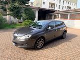 Lancia Delta 1.6 MJT DPF Selectronic Oro - Lancia Delta mit Panoramadach