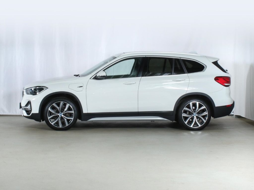 BMW X1 25e xLine AHK Panorama Sportsitze LED NAVI imagem 3