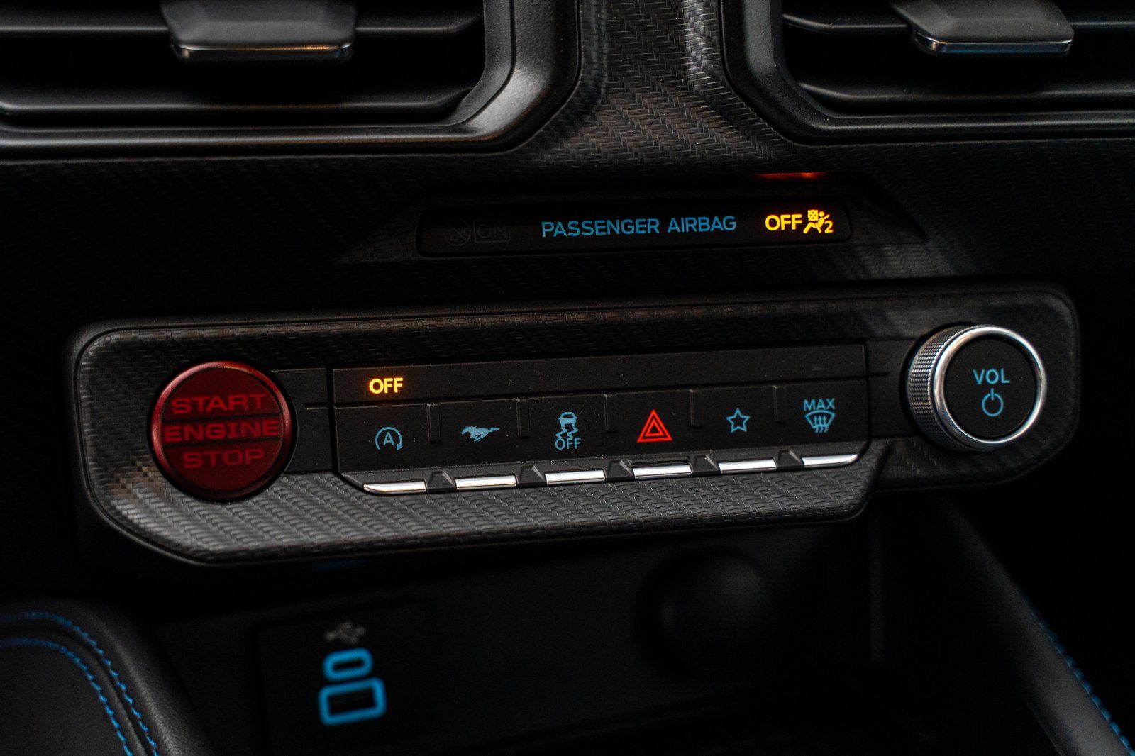 Ford Mustang (MUSTANG Dark Horse Styling-Paket/Heckspoiler/1.H)