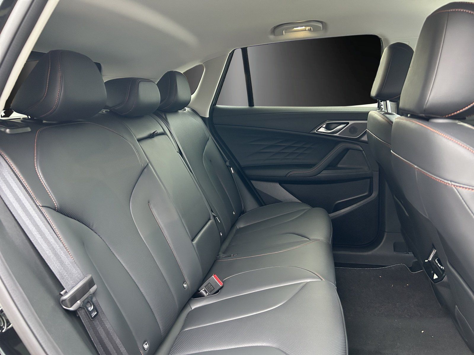 Fahrzeugabbildung MG MG HS HEV Luxury