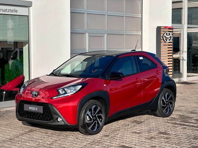 Toyota AYGO X 1,0 l 5-Gang Teamplayer *3,99%*
