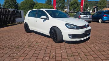 Volkswagen Golf - 10